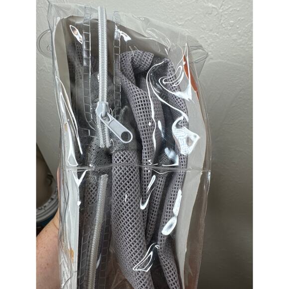 Cashel Crusader Fly Mask Long Nose w Ears Grey Horse UV 70% Forelock Hole NWT - Picture 3 of 4